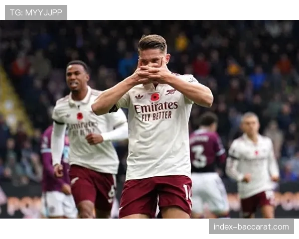 比赛第70分钟，波鸿利用角球再度破门，本赛季已通过定位球打入12球